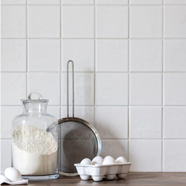 Chroma Frost White - Image 3